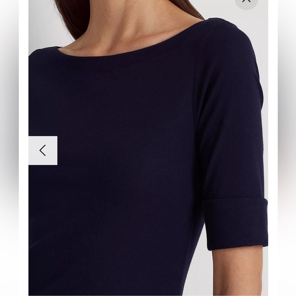 Elegant Black Midi Dress - Picture 7 of 7